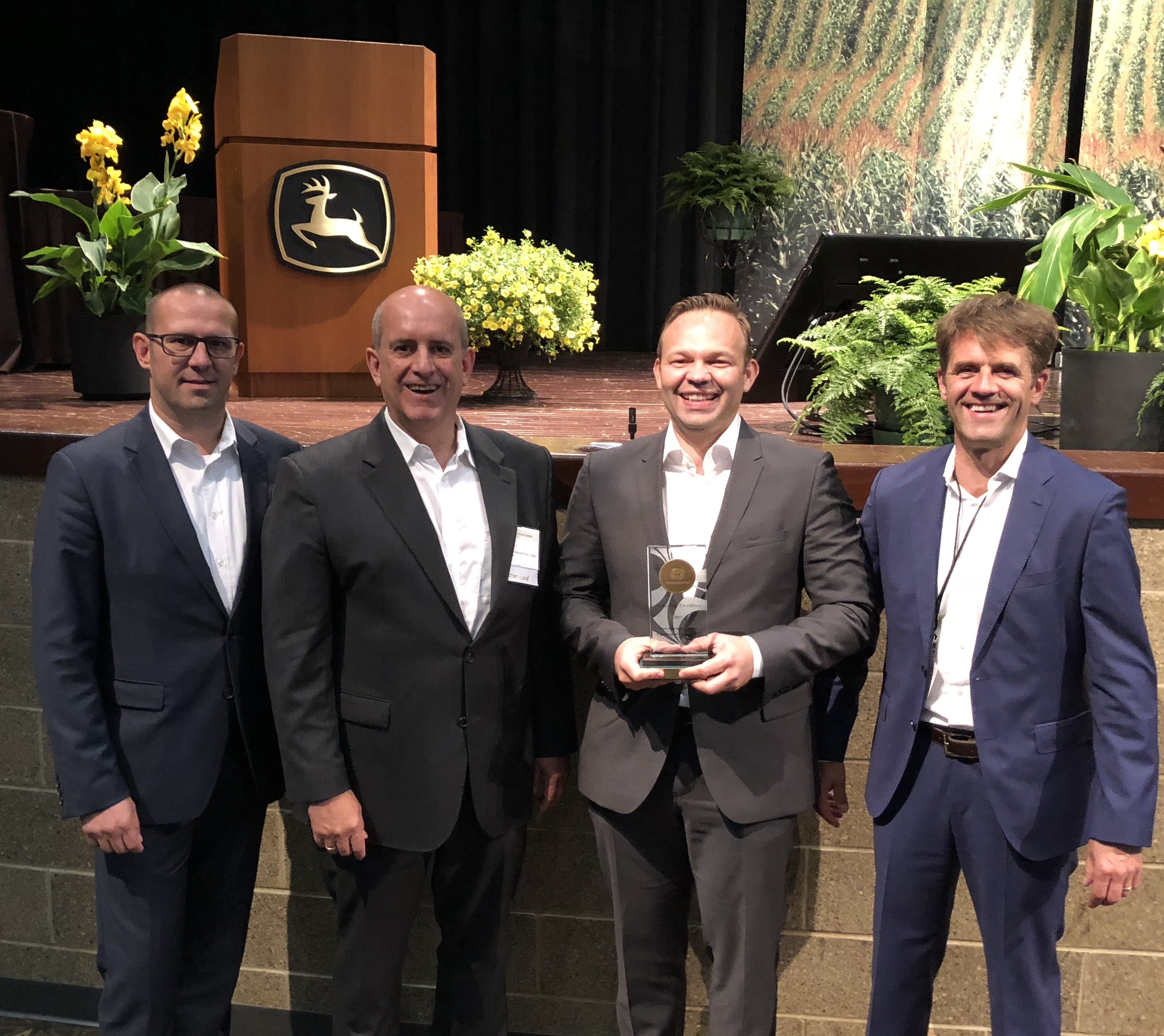 Aug 13, 2018: DHL Wins John Deere Award For Fifth Time In A Row - DHL Group