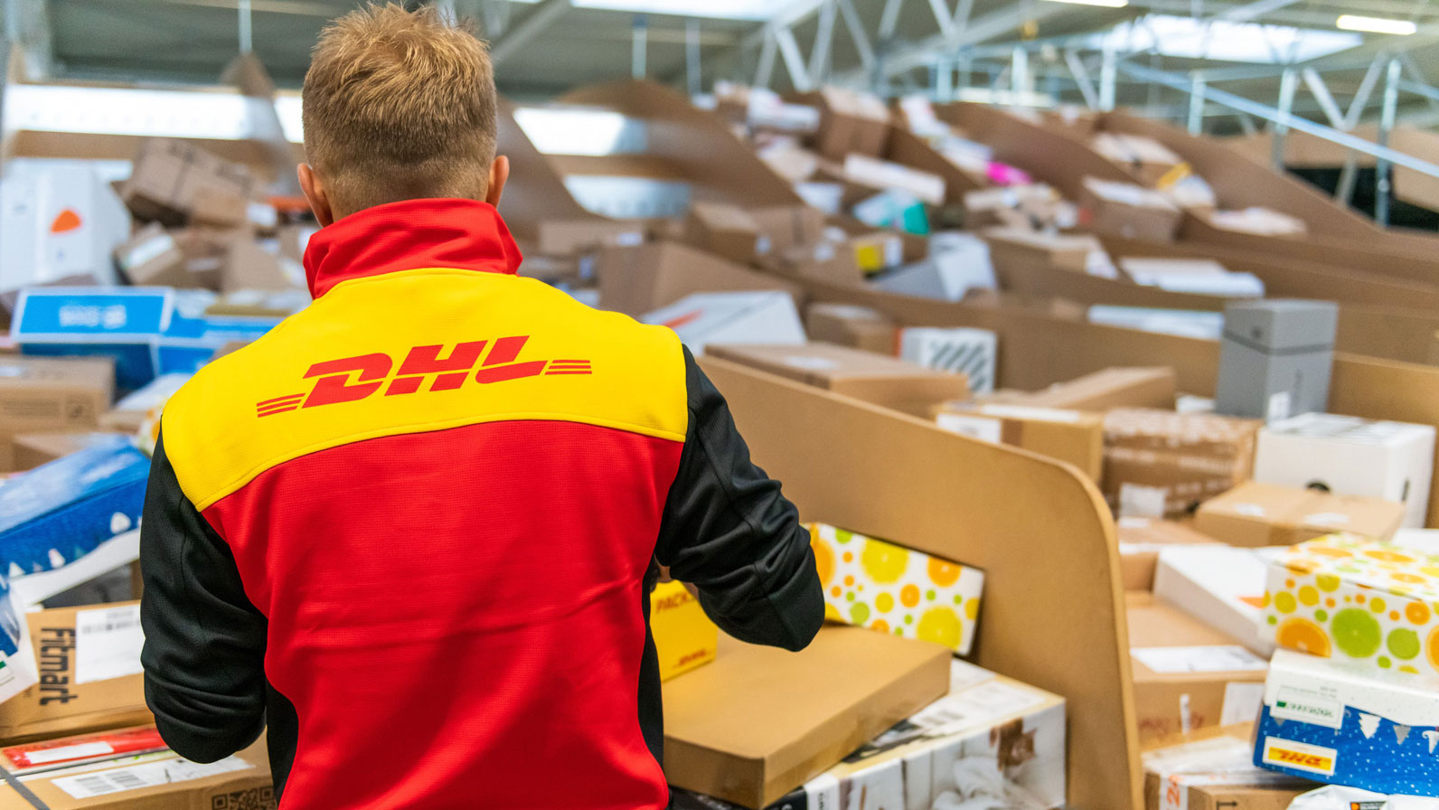 02. Dez. 25: Black Week 2025: DHL bringt weltweit Millionen Pakete ...